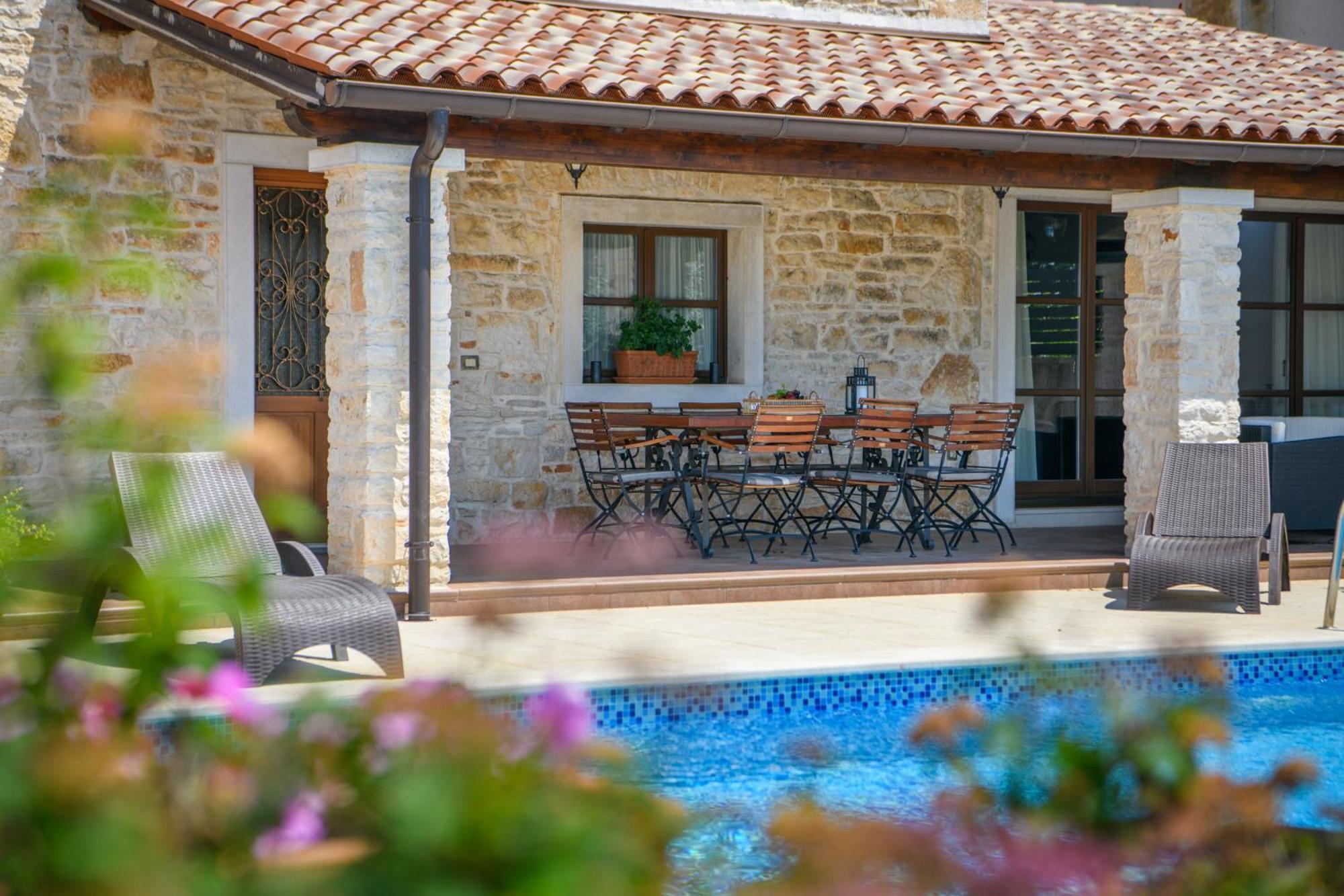 Villa Gina Valtura Екстер'єр фото