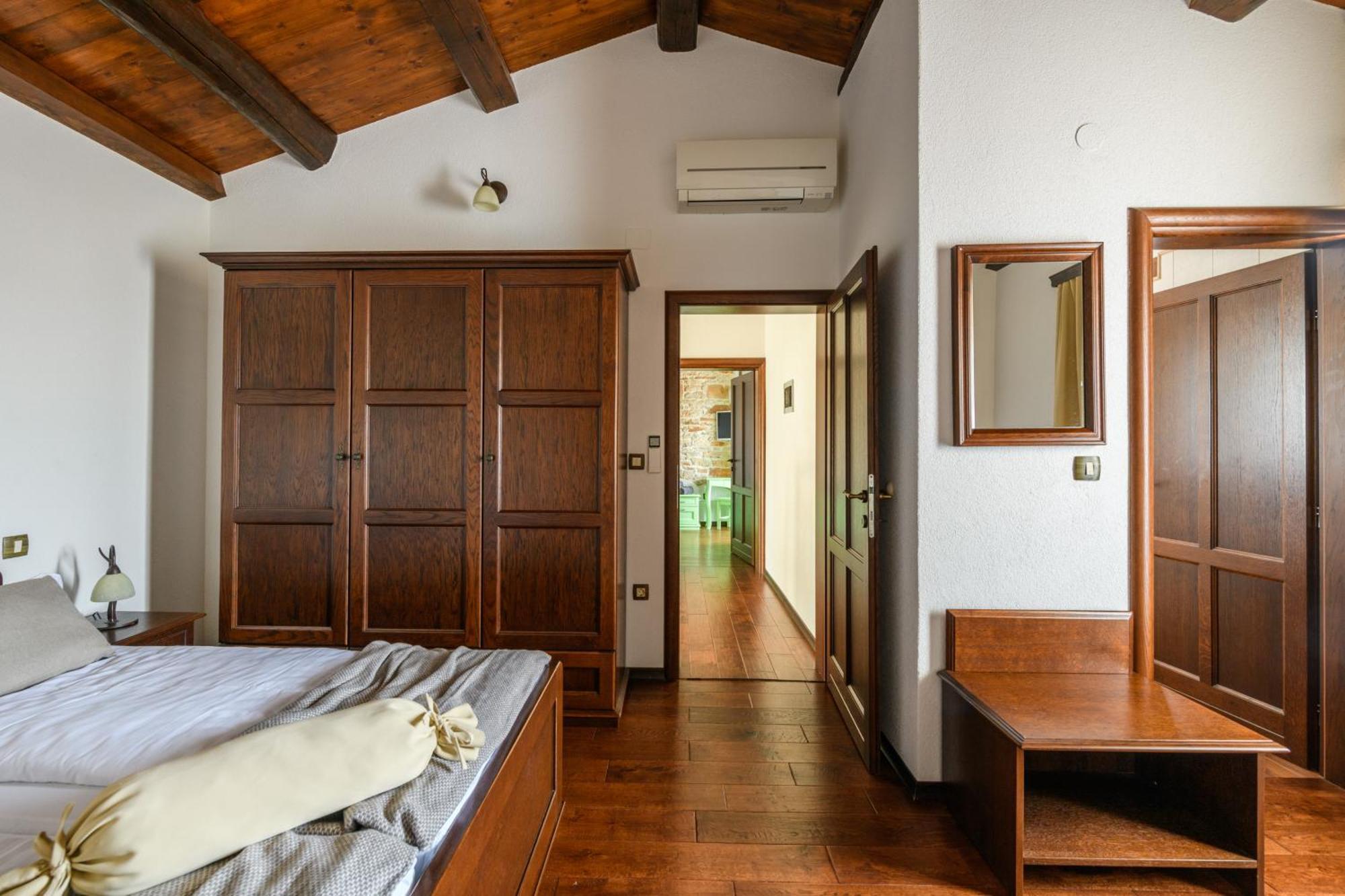 Villa Gina Valtura Екстер'єр фото