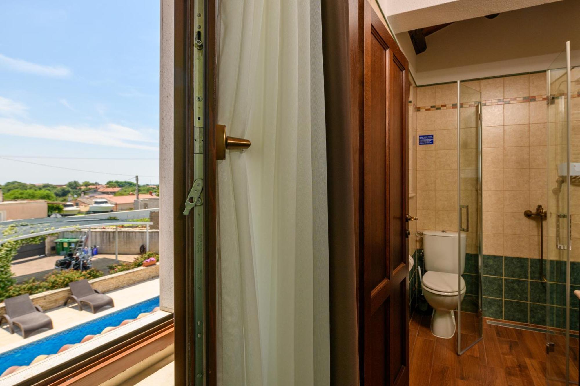 Villa Gina Valtura Екстер'єр фото