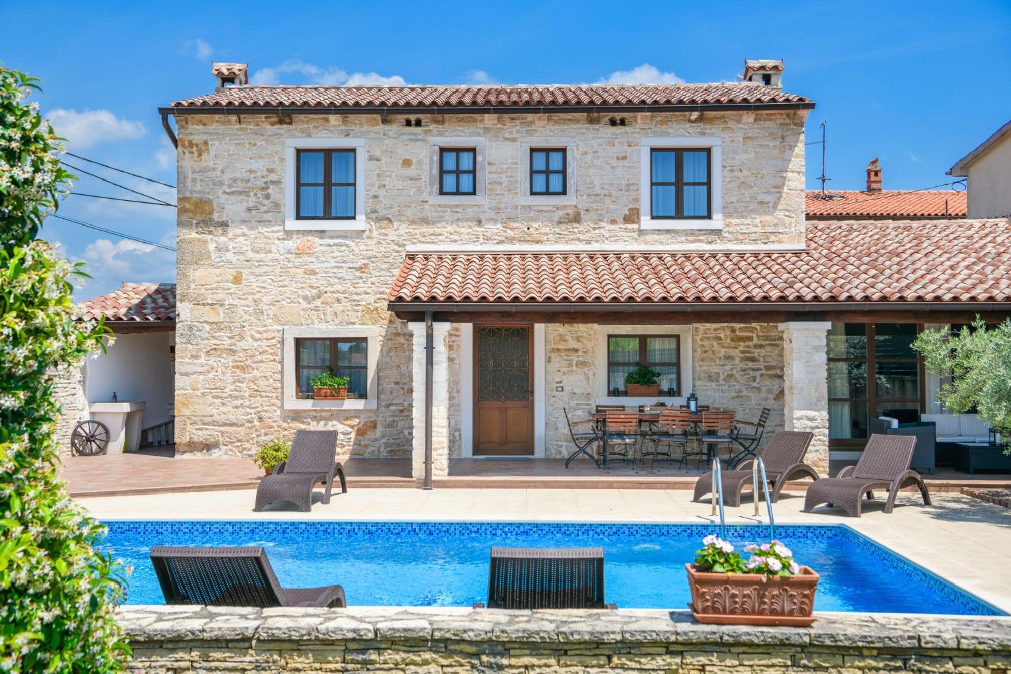 Villa Gina Valtura Екстер'єр фото